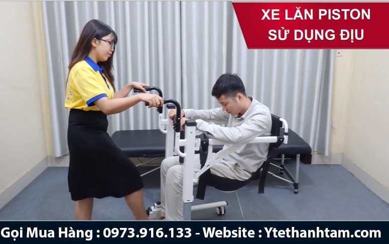 xe lăn nâng hạ bệnh nhân