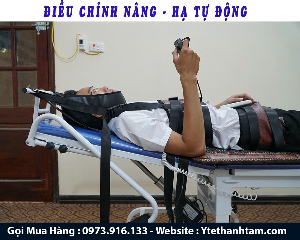 giường kéo giãn cột sống bằng tạ